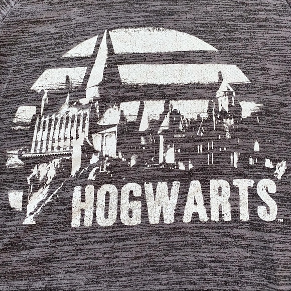 Harry Potter Hogwarts Heather Gray Sweatshirt - Picture 7 of 7